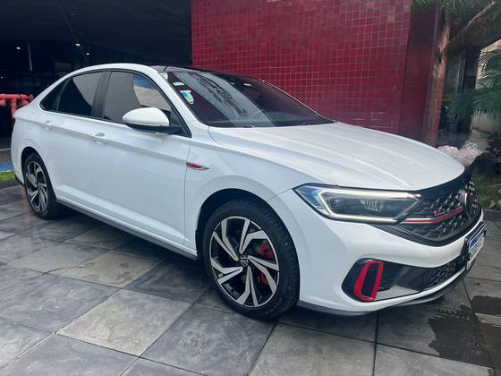 VOLKSWAGEN JETTA 2.0 350 TSI GASOLINA GLI DSG